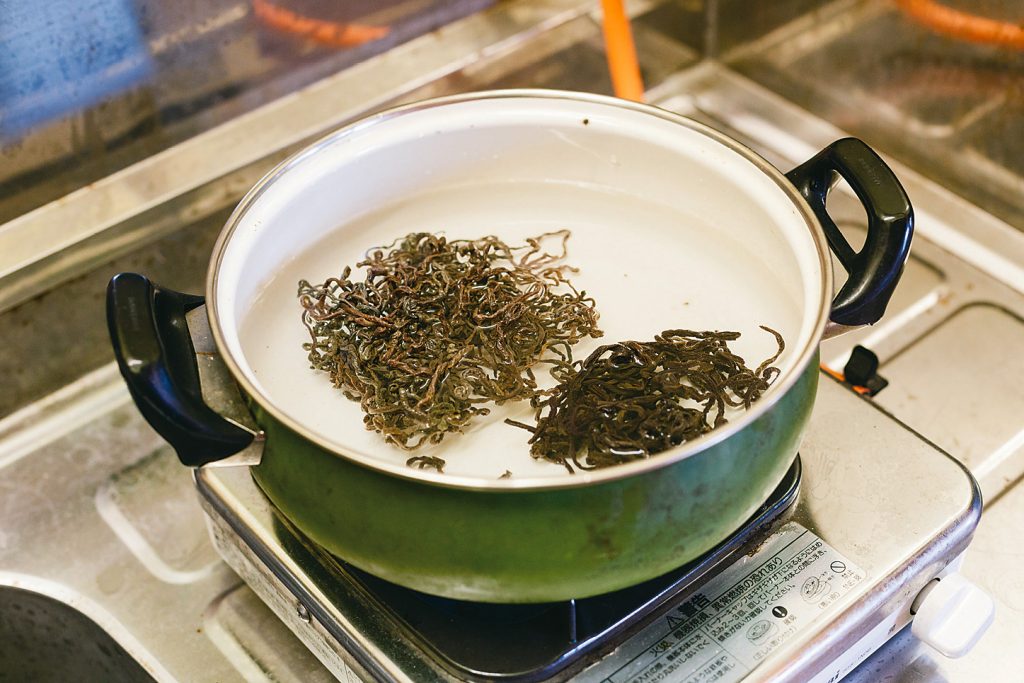 Cooking Traditional food in YUKIGUNI, Japan